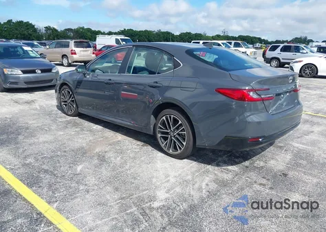 2025 Toyota Camry Xle из США, поврежденный, VIN 4T1DAACK4SU000169